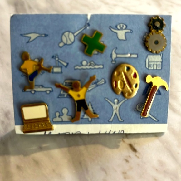 Cub Scouts Webelos Pinewood Derby Activity Pins Medal - Picture 2 of 10